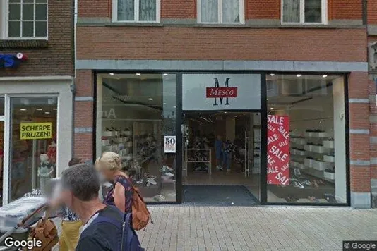 Bedrijfsruimtes for rent i Tilburg - Foto uit Google Street View