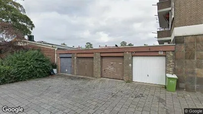 Bedrijfsruimtes for rent in Rotterdam Overschie - Photo from Google Street View