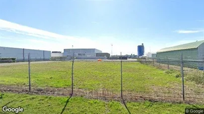 Bedrijfsruimtes for rent in Groningen - Photo from Google Street View
