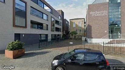 Bedrijfsruimtes for rent in Sliedrecht - Photo from Google Street View