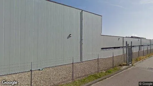 Bedrijfsruimtes for rent i Amsterdam Westpoort - Foto uit Google Street View