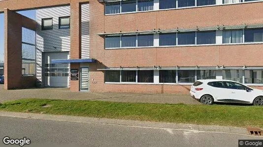 Bedrijfsruimtes for rent i Overbetuwe - Foto uit Google Street View