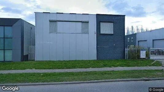 Bedrijfsruimtes for sale i Amsterdam Westpoort - Foto uit Google Street View