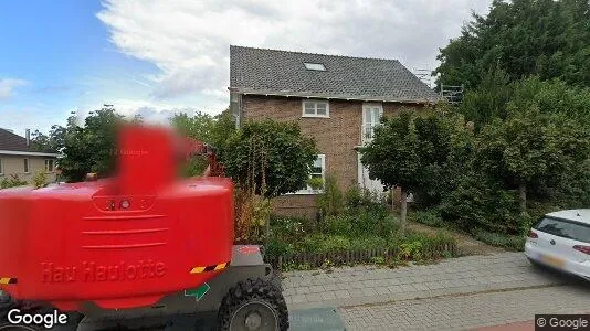 Bedrijfsruimtes for rent i Aalsmeer - Foto uit Google Street View