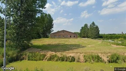 Bedrijfsruimtes for rent in Maasdriel - Photo from Google Street View