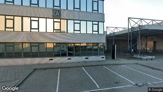 Bedrijfsruimtes for rent i Rotterdam Charlois - Foto uit Google Street View