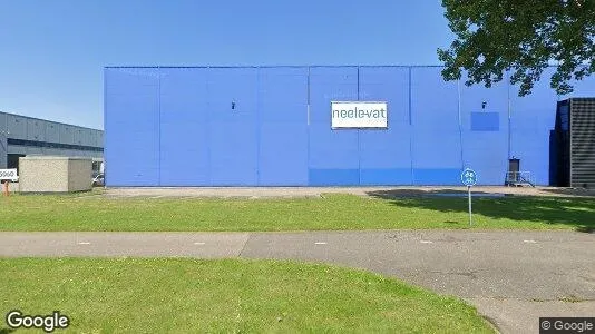 Bedrijfsruimtes for rent i Rotterdam Charlois - Foto uit Google Street View