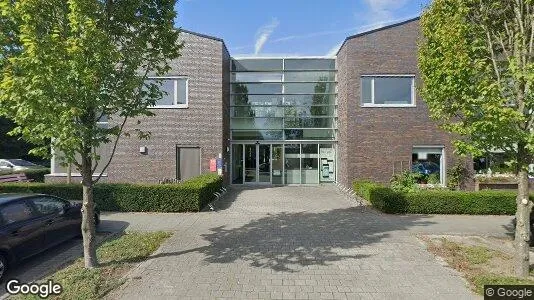 Bedrijfsruimtes for rent i Oosterhout - Foto uit Google Street View