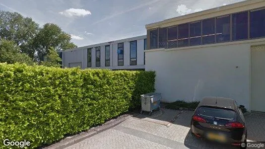 Bedrijfsruimtes for rent i Utrecht Overvecht - Foto uit Google Street View