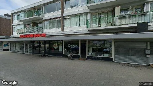 Bedrijfsruimtes for rent i Rotterdam Hoogvliet - Foto uit Google Street View