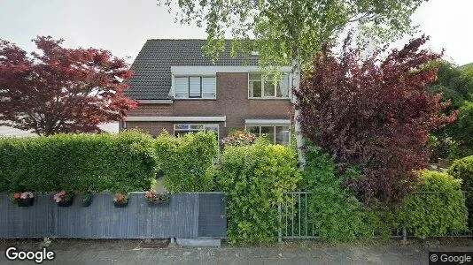 Bedrijfsruimtes for sale i Strijen - Foto uit Google Street View