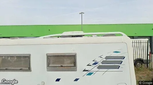 Bedrijfsruimtes for rent i Tilburg - Foto uit Google Street View