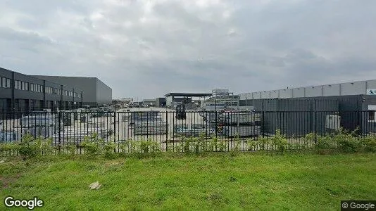 Bedrijfsruimtes for rent i Halderberge - Foto uit Google Street View