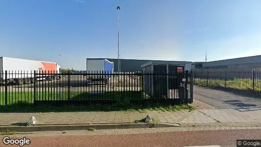 Bedrijfsruimtes for rent i Zaltbommel - Foto uit Google Street View