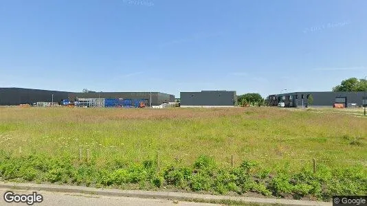 Bedrijfsruimtes for rent i Loon op Zand - Foto uit Google Street View