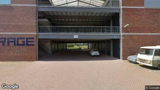Bedrijfsruimtes for rent i Alphen aan den Rijn - Foto uit Google Street View