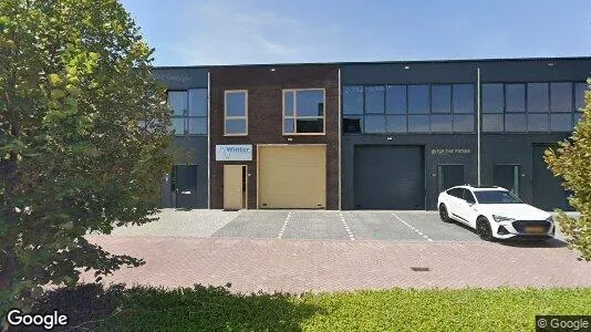 Bedrijfsruimtes for rent i Alphen aan den Rijn - Foto uit Google Street View