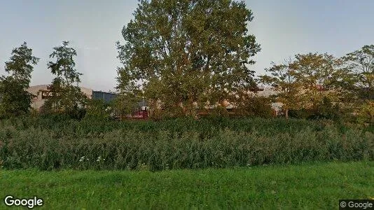 Bedrijfsruimtes for rent i Dordrecht - Foto uit Google Street View