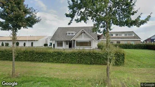 Bedrijfsruimtes for rent i West Maas en Waal - Foto uit Google Street View