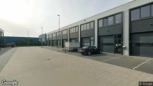 Bedrijfsruimtes for rent i Alphen aan den Rijn - Foto uit Google Street View