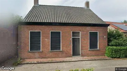 Bedrijfsruimtes for rent in Drimmelen - Photo from Google Street View