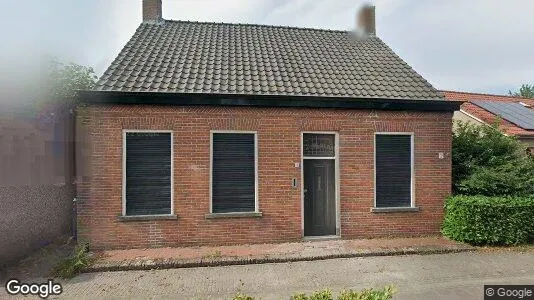 Bedrijfsruimtes for rent i Drimmelen - Foto uit Google Street View