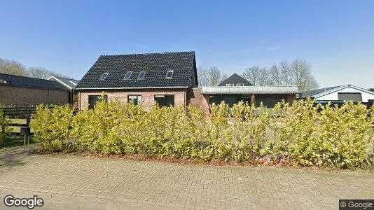 Bedrijfsruimtes for sale i West Maas en Waal - Foto uit Google Street View