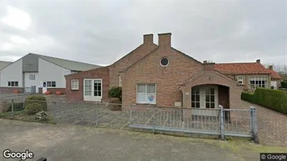 Bedrijfsruimtes for rent in Drimmelen - Photo from Google Street View
