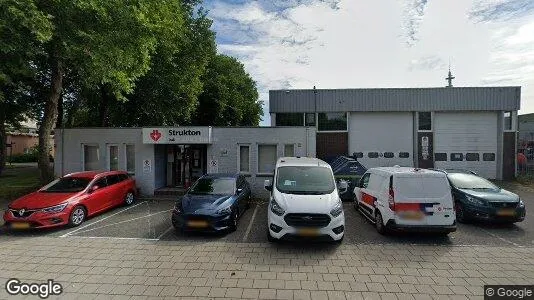 Bedrijfsruimtes for rent i Almere - Foto uit Google Street View