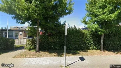 Bedrijfsruimtes for rent in Alblasserdam - Photo from Google Street View