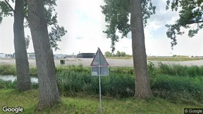 Bedrijfsruimtes for rent in Alphen aan den Rijn - Photo from Google Street View
