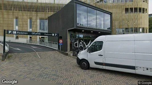 Bedrijfsruimtes for rent i Alphen aan den Rijn - Foto uit Google Street View
