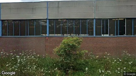Bedrijfsruimtes for rent i Tilburg - Foto uit Google Street View