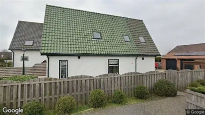 Bedrijfsruimtes for rent in Aalsmeer - Photo from Google Street View