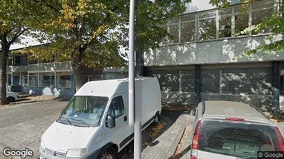 Bedrijfsruimtes for rent in Rotterdam Overschie - Photo from Google Street View