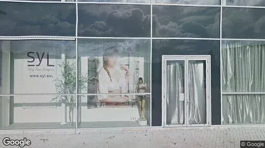 Bedrijfsruimtes for rent i Utrecht Vleuten-De Meern - Foto uit Google Street View