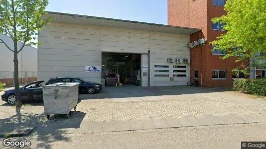 Bedrijfsruimtes for rent i Hendrik-Ido-Ambacht - Foto uit Google Street View