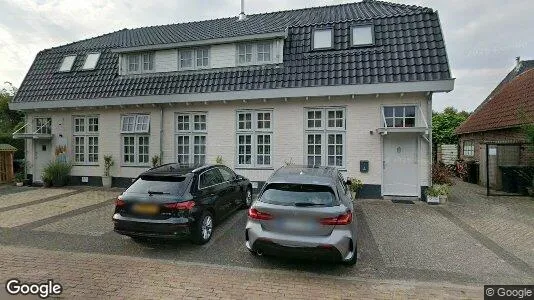 Bedrijfsruimtes for sale i Huizen - Foto uit Google Street View