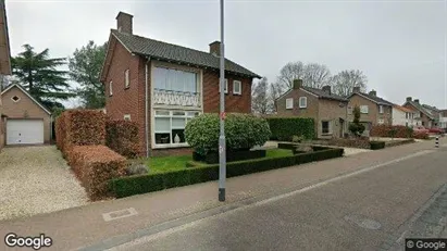 Bedrijfsruimtes for rent in West Maas en Waal - Photo from Google Street View