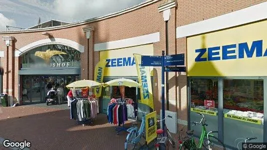 Bedrijfsruimtes for rent i Oosterhout - Foto uit Google Street View