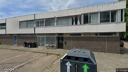 Bedrijfsruimtes for rent i Tilburg - Foto uit Google Street View