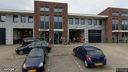 Bedrijfsruimtes for rent i Huizen - Foto uit Google Street View
