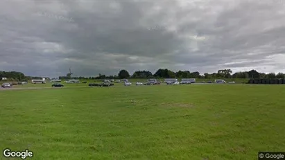 Bedrijfsruimtes for rent in Aalsmeer - Photo from Google Street View