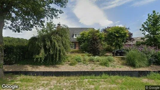 Bedrijfsruimtes for rent i Tilburg - Foto uit Google Street View