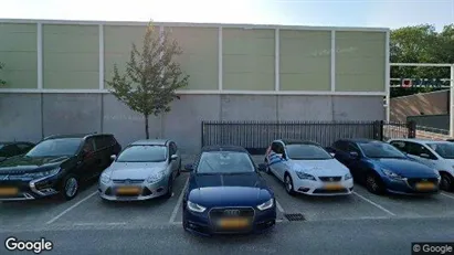 Bedrijfsruimtes for rent in Rotterdam Hoogvliet - Photo from Google Street View