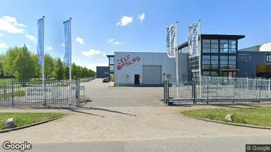 Bedrijfsruimtes for rent i Almere - Foto uit Google Street View