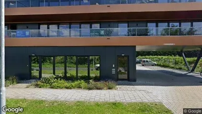 Bedrijfsruimtes for rent in Zaanstad - Photo from Google Street View Bedrijfsruimtes for rent in Zaanstad - Photo from Google Street View