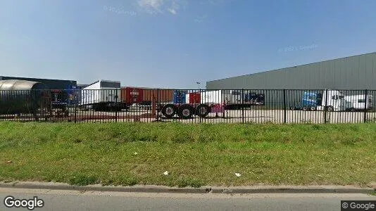 Bedrijfsruimtes for rent i Dordrecht - Foto uit Google Street View