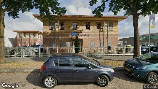 Bedrijfsruimtes for rent i Eindhoven - Foto uit Google Street View