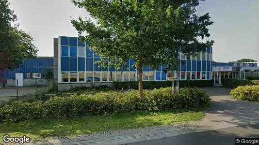 Bedrijfsruimtes for rent i Emmen - Foto uit Google Street View